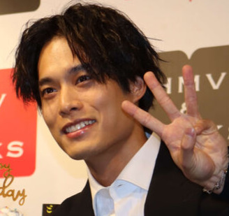 俳優岸田タツヤとフリーアナ高木由梨奈が結婚「時に助け合い、温かい家庭を築いていければ」(日刊スポーツ)