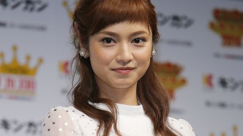 平愛梨さん、子ども4人の仲良しショット公開で反響「可愛くて癒される」「大きくなりましたね」(ハフポスト日本版)