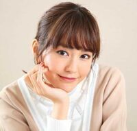 桐谷美玲、「お腹だしちゃった」美スタイル際立つへそ出しコーデ！「お顔がちいさすぎて」と絶賛の声(スポーツ報知)