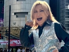 ゴールデンボンバー鬼龍院翔、第1子誕生をさらりと報告「ついにパパか！」「報告うれしいです」(ねとらぼ)