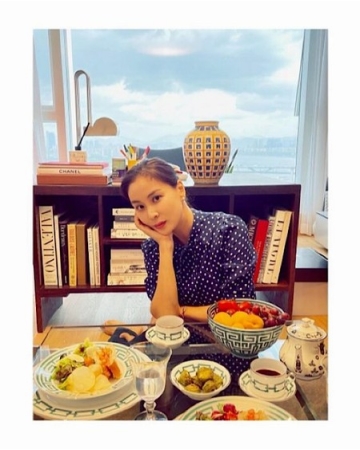 チャン・ドンゴンの妻コ・ソヨン、漢江ビューの優雅な姿…「ありがとう」(WoW!Korea)