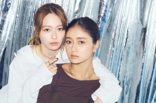 【山本舞香×みちょぱ】SNSとの向き合いかたや、結婚観は？ 自分の気持ちに素直になれば、仕事も人生もうまく回りだす！(MAQUIA　ONLINE)