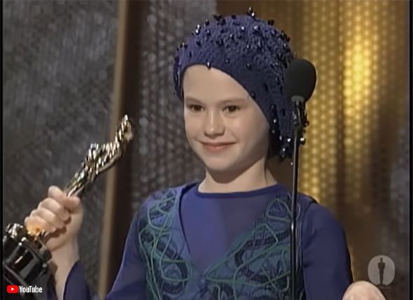 11歳でのオスカー受賞から30年、“全米のヒロイン”アナ・パキンの現在　今では「幸せな結婚生活を送るバイセクシャルの母親」に(ねとらぼ)