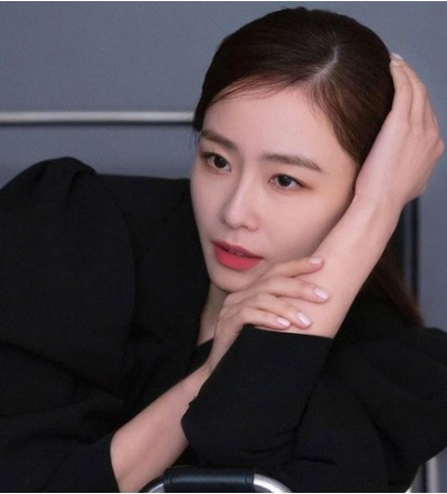 “今月結婚を発表”女優ホン・スヒョン、お相手は弁護士出身の医師？テレビ出演も(WoW!Korea)