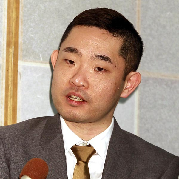 「ブラックペアン2」でヤブ医者を怪演 今野浩喜の“顔ぢから”と“間の絶妙”はお笑い芸人ならでは(日刊ゲンダイDIGITAL)