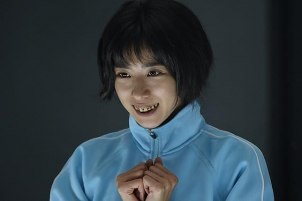 漫画の実写化で一番大事なのは「原作ファンを裏切らないこと」　堤幸彦監督が「夏目アラタの結婚」で黒島結菜に求めたこととは？(映画.com)