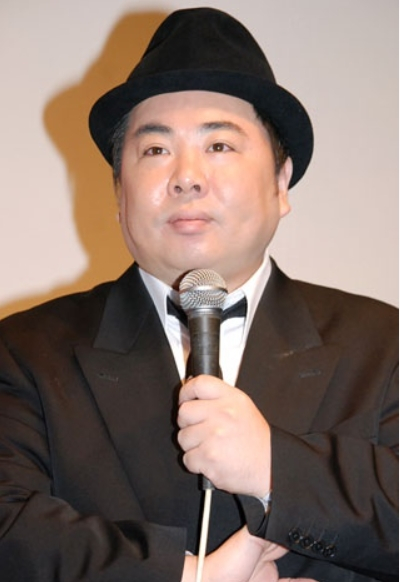 『新宿野戦病院』“看護部長しのぶ”メイク決めにっこり撮了報告　「自然体のお芝居には圧巻」「お別れしたく無いよー」(オリコン)