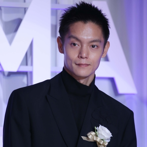 窪田正孝が主演俳優そっちのけで暴走！ “スピ認定”報道否定も《自分で言っちゃうのヤバい》とファン失望(日刊ゲンダイDIGITAL)