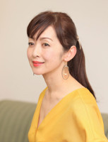 斉藤由貴、テレビ初登場の長女の「普通のお母さんよりスリリングな方が好き」に涙ぐむ（スポーツ報知）