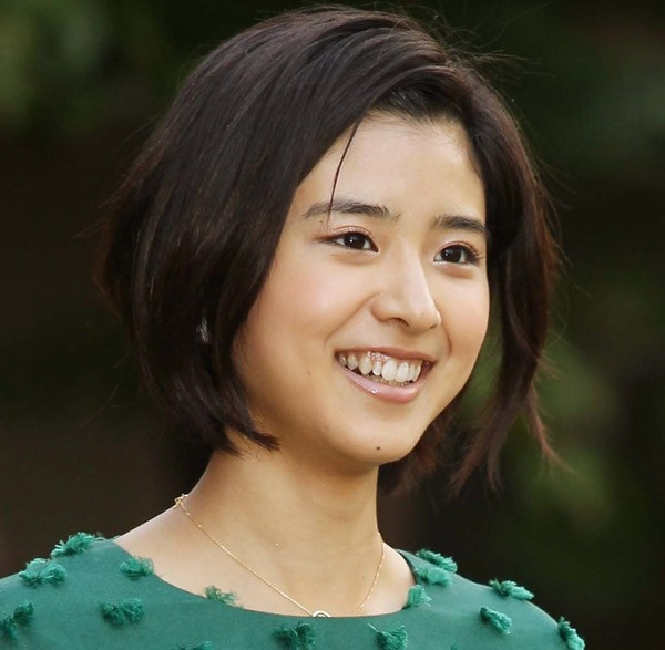 黒島結菜「夏目アラタの結婚」で興収6億円のヒット！ 怪演で脱皮に成功「ちむどんヒロイン」の今後(日刊ゲンダイDIGITAL)