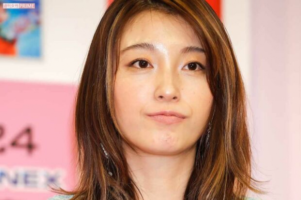 「父親じゃない男がベッドで…」木下優樹菜の“親子写真”が物議、指摘される芸能界への未練(週刊女性PRIME)
