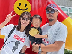 「手足長っ！！！」木村沙織、“192センチ”長身夫との写真にファン驚き　1歳長男の姿も「めちゃくちゃ素敵なファミリー」(ねとらぼ)