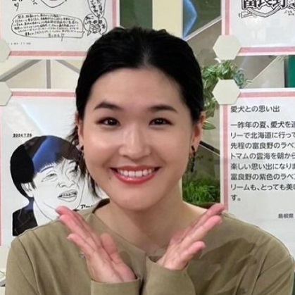 朝ドラ女優・堺小春、ウエディングドレス姿を披露、父・堺正章とのダンスも公開(日刊スポーツ)