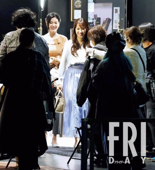 鷲見玲奈　テレビ東京退社から１年「絶好調フリーアナ」のロケ姿(FRIDAY)