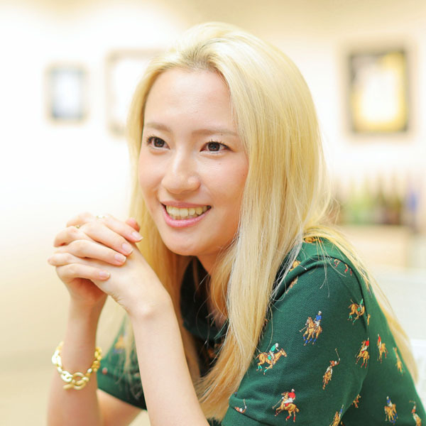 TBSアナから美術家に転身！ 伊東楓さんの個展に突撃「絵は売りたくないというのが本音（笑）」(日刊ゲンダイDIGITAL)