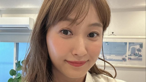 藤本美貴「前髪切りすぎた」新ヘア披露！「だいぶイメージ変わる」「庄司さんの反応気になります」と反響(めざましmedia)