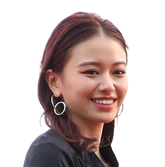 山本舞香結婚でXにあふれた「舞香ん家」って何だ？ 伝説の「お前が挨拶しろ」エピソードを思い出すファン続出(日刊ゲンダイDIGITAL)