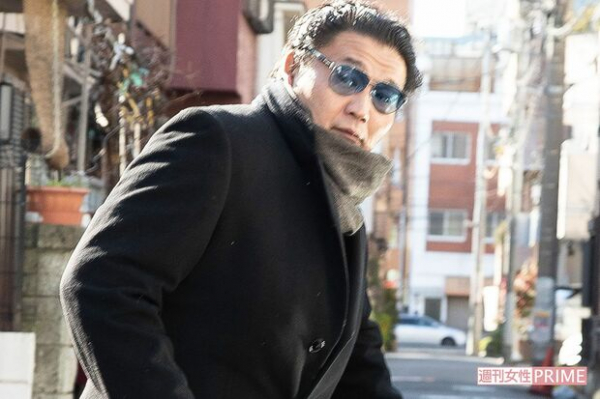 「ふっくら通り越してる」貴乃花“体重半減”も再婚で元どおりか、どうしても目に付く“胸とお腹”(週刊女性PRIME)