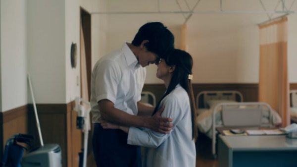 「3年C組は不倫してます。」保健室のシーンに反響 「森香澄と田中美久のマウントバトルがすごい」(エンタメOVO)