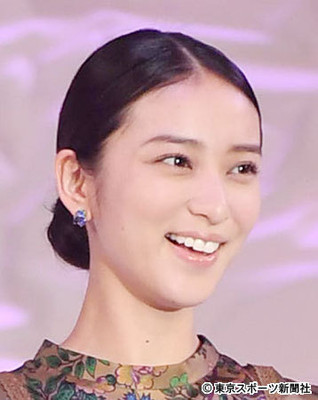 武井咲“引退報道”を否定！　７月から女優業再開（東スポWeb）
