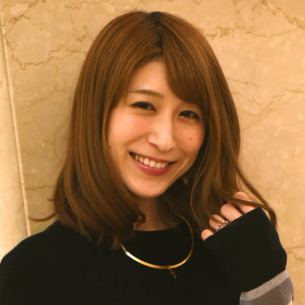おかもとまり氏「うちの旦那は世界一」発言から3カ月で離婚のナゾ…6月には宗教団体