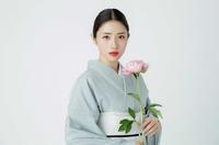 石原さとみ、峯田和伸に恋をする!? 7月水曜ドラマ「高嶺の花」脚本は野島伸司（cinemacafe.net）