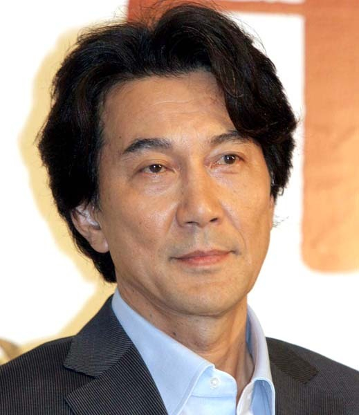 鶴橋康夫監督との出会いが役者としての大きな転機に【役所広司論／金澤誠】(日刊ゲンダイDIGITAL)