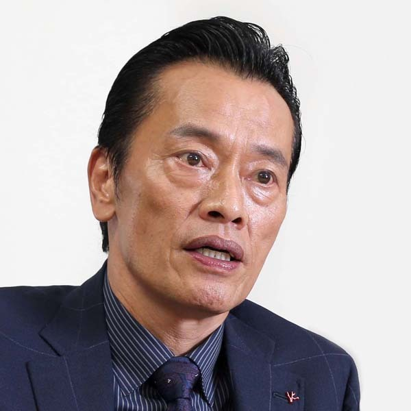遠藤憲一「コワモテ俳優」の裏の顔…長澤まさみに呼び捨て懇願、“かかあ天下”夫人との約束で断酒も(日刊ゲンダイDIGITAL)