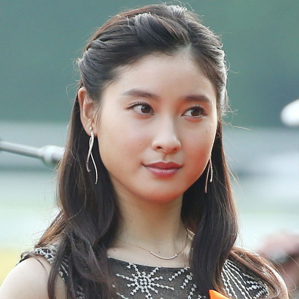 土屋太鳳“ぶりっこキャラ”から結婚を経てイメチェンに成功 「海に眠るダイヤモンド」百合子役が大好評(日刊ゲンダイDIGITAL)