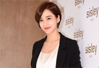 女優イ・ソヨン、ベンチャー事業家の夫と離婚へ…超スピード婚から3年（WoW!Korea）