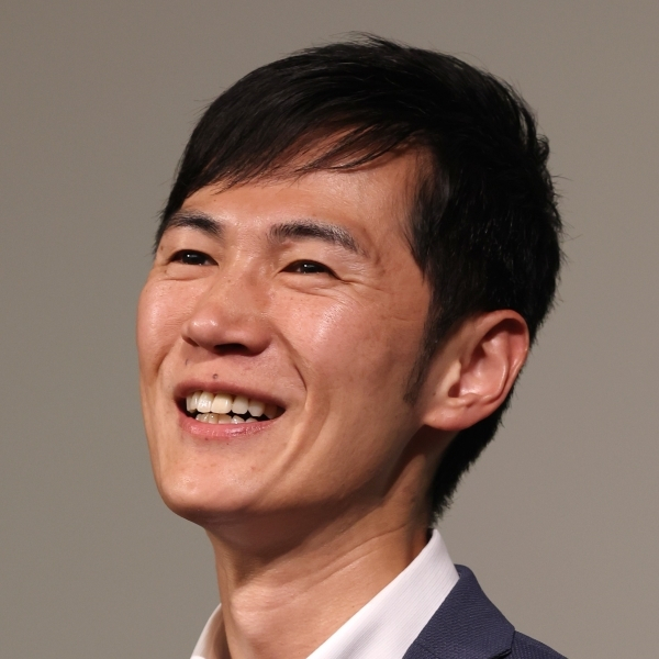 吉村府知事も“石丸信者”頼み？ 新党表明を早速ヨイショ、YouTubeも開始…「政治エンタメ化」に潜む危うさ(日刊ゲンダイDIGITAL)