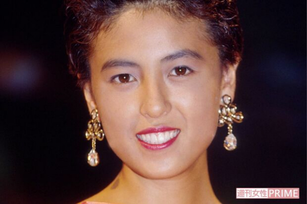 「なんか歪んでない」「伸ばしてない？」新庄剛志の元妻、53歳の大胆姿に持ち上がった加工疑惑(週刊女性PRIME)