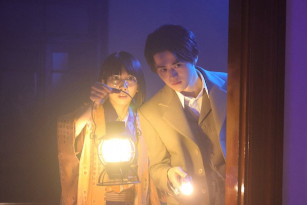 鈴鹿央士“左右馬”と松本穂香“鹿乃子”が幽霊屋敷を探索するシーンに「ぎゃーーーミイラ！」と視聴者騒然＜嘘解きレトリック＞(WEBザテレビジョン)