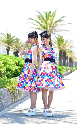 ANNA☆S杏奈＆優奈が新ユニットWAY WAVE結成、関美彦プロデュースの7inch発表（音楽ナタリー）