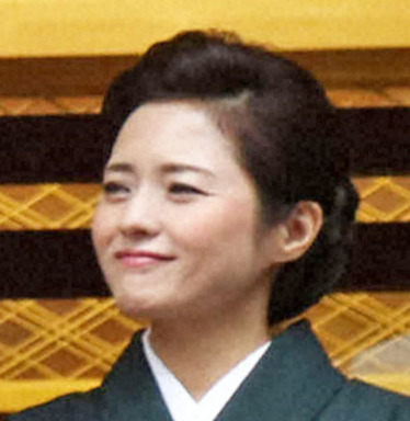 三田寛子「10代から姉妹のよう」とアイドル時代から続く交流　「みんなのお兄ちゃん」も紹介(日刊スポーツ)