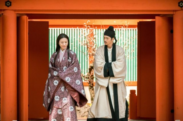 「光る君へ」第四十六回「刀伊の入寇」　「源氏物語」を書き上げたまひろは、本当に「終わってしまった」のか【大河ドラマコラム】(エンタメOVO)