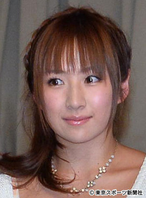 愛川ゆず季が「ガッツ石松さんにそっくりな」第１子男児出産（東スポWeb）