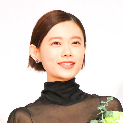 杉咲花の“挙式”ショット！お相手に絶句「言葉を失った」「どうして」「想像以上の衝撃」「心が追いつかない」(スポーツ報知)