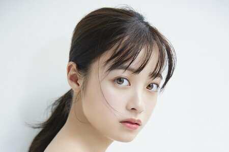 【40代のなりたい顔ランキング】橋本環奈抑えた3連覇の1位はクールな美人女優(LIMO)