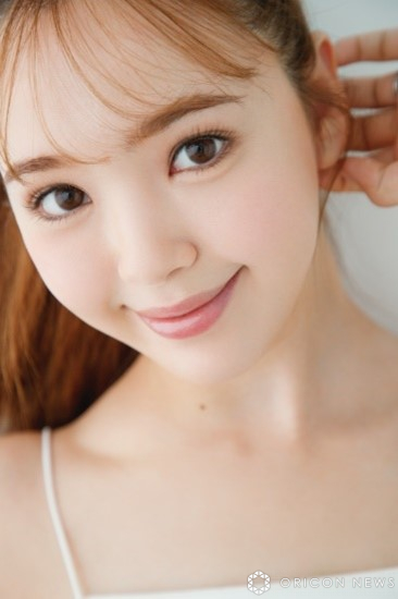 藤田ニコル、ハートマーク添えて「重大発表」　初の美容本で“あか抜け”の方法明かす(オリコン)