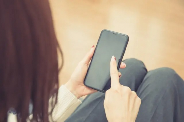 女子大生が女性用風俗を利用してみたら!?「アプリで出会った男性と違って、すごく丁寧で最高だった」【前編】(MORE)