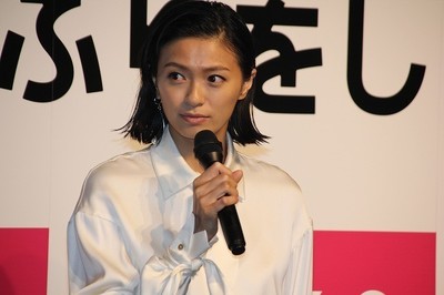 榮倉奈々“妻の愚痴”への解決策に不満「奥さんの立場としてはつらい答え」（映画.com）