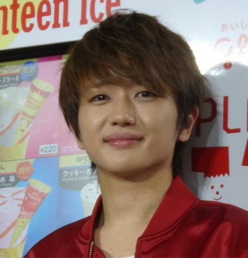 Nissy 、大女優と豪華2ショットにフォロワー仰天「まさかのツーショット」「理想の女性　やまとなでしこ」夫も大物俳優　(中日スポーツ)