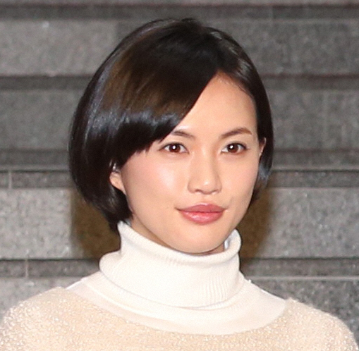 臼田あさ美が離婚発表　“交際0日婚”ドラマー・オカモトレイジと　「これからもお互いを尊敬尊重」(スポニチアネックス)
