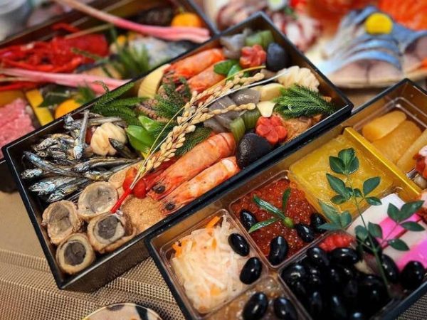 「これはおいしそう…！」鈴木亜美が明かした、鈴木家の“意外なお正月料理”(with online)