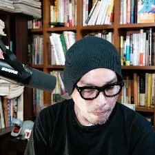 中居正広カット「仰天ニュース」MC笑福亭鶴瓶は「存在ほぼ抹消、もらい事故」元放送作家が指摘(日刊スポーツ)
