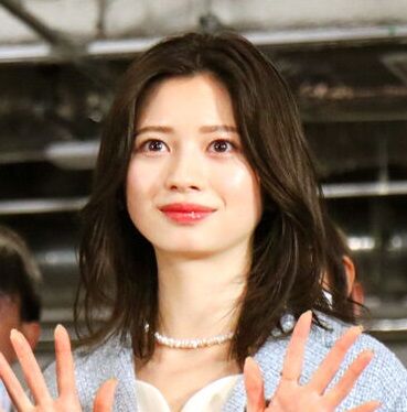 ２２歳・桜田ひより、占い師に「婚期が知りたい」と問いかけも答えに呆然(スポーツ報知)
