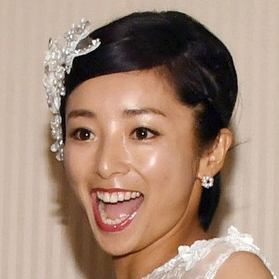 片岡安祐美、離婚を報告「この先も父として母として、息子を最優先に」 元DeNA・小林公太さんと2018年に結婚(中日スポーツ)