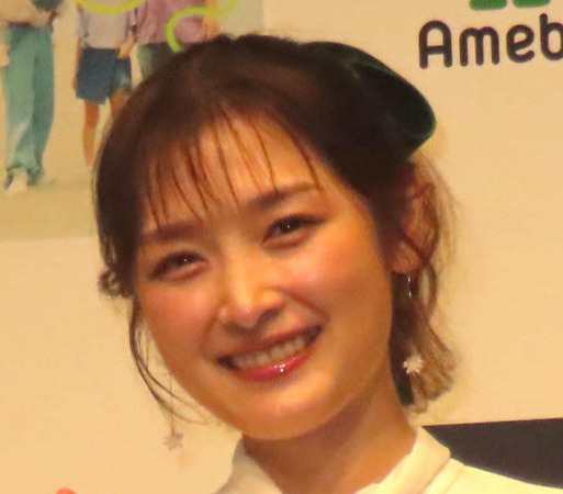 石川梨華、可憐な着物姿でダブル成人式報告「こんな可愛い40歳いるの ！？ 」仰天の声(日刊スポーツ)