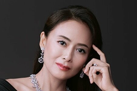 50歳 後藤久美子1000ピース超の豪華ダイヤモンドジュエリーに負けない輝き！エイジレスな美ボディ披露(LIMO)